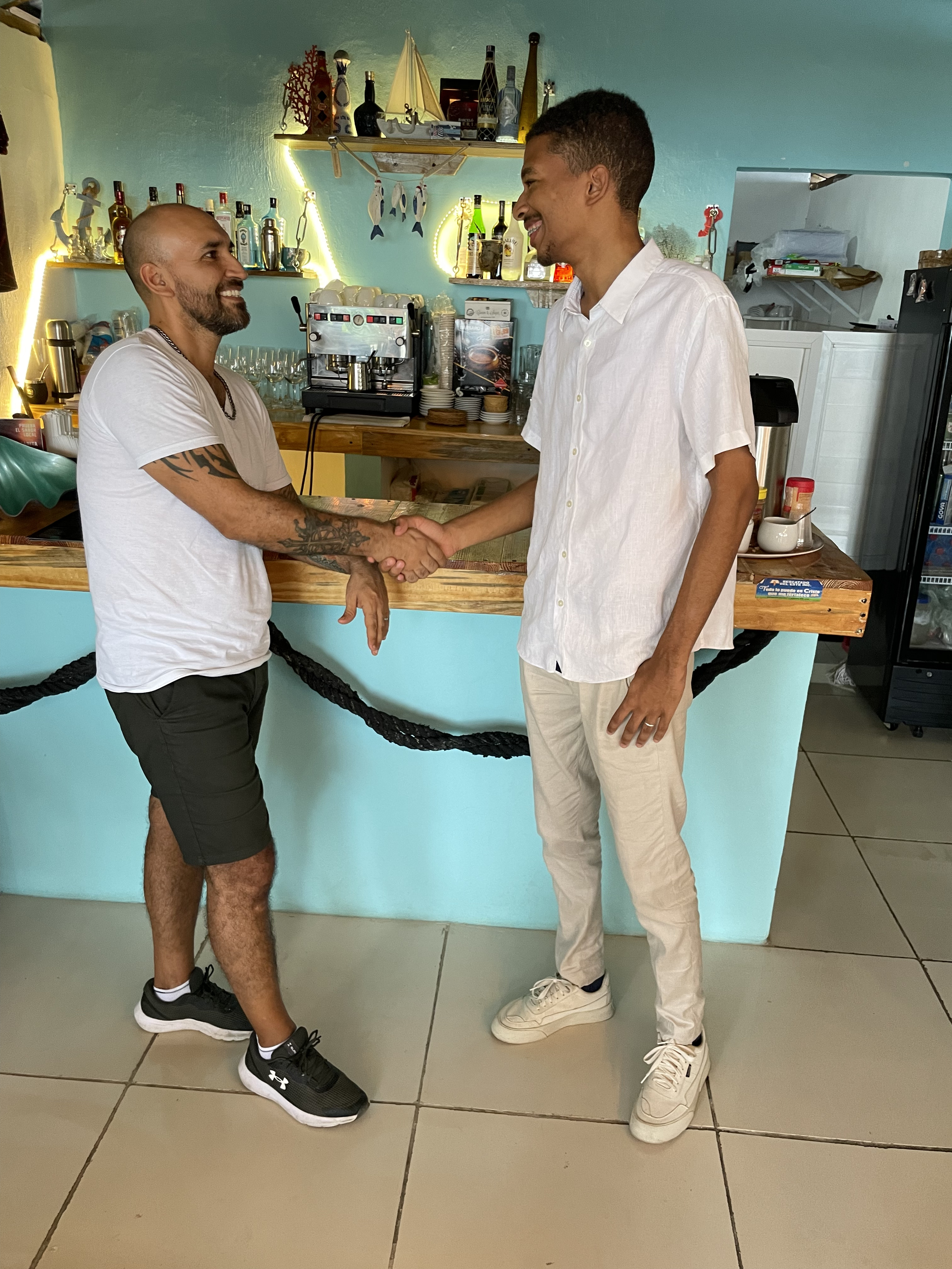 Online presence for Navegantes Restobar